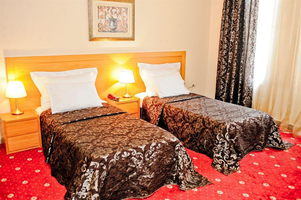 Hotel Doro City Tirana Kültér fotó