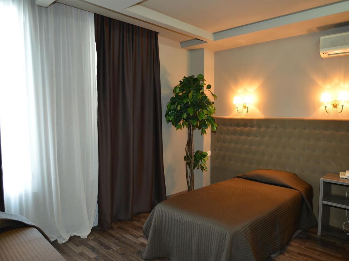 Hotel Doro City Tirana Kültér fotó