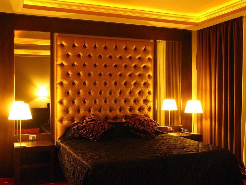 Hotel Doro City Tirana Kültér fotó