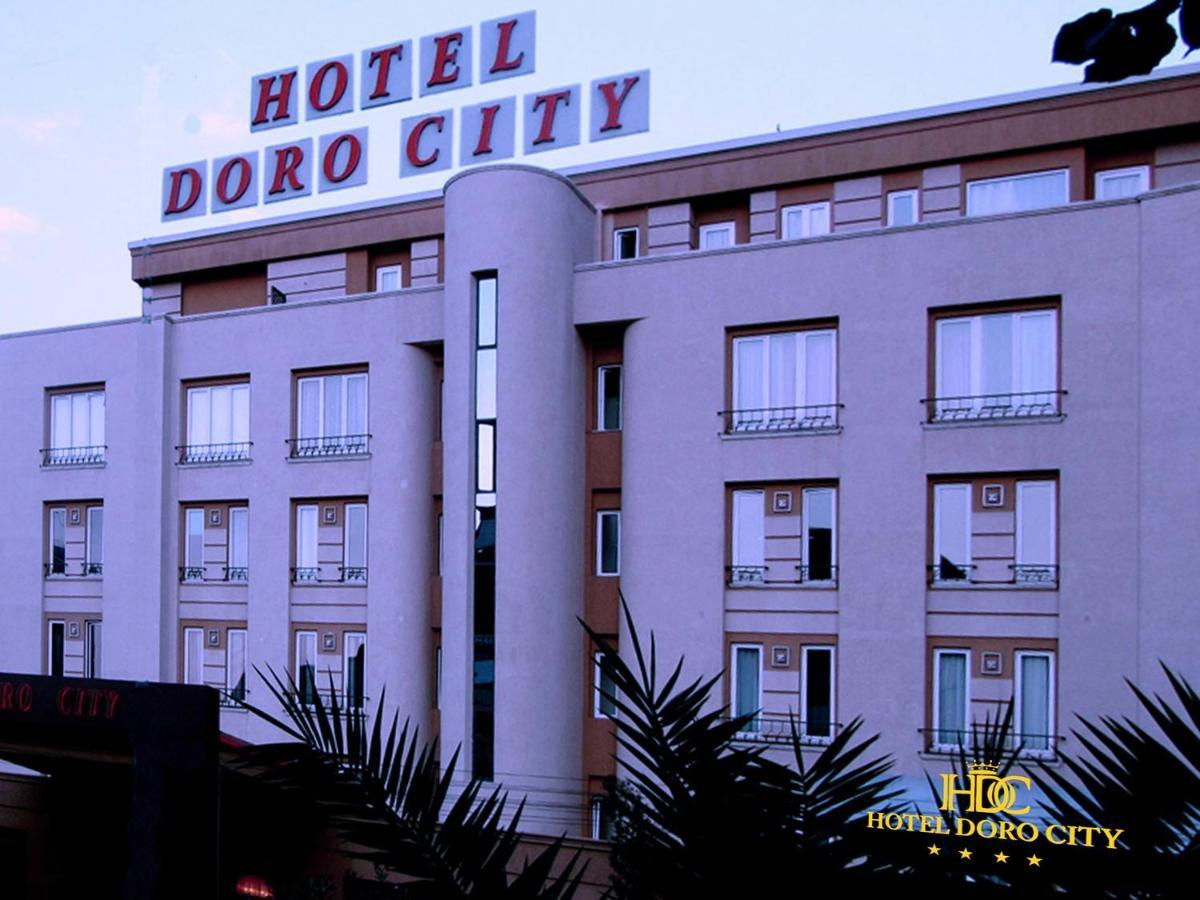 Hotel Doro City Tirana Kültér fotó