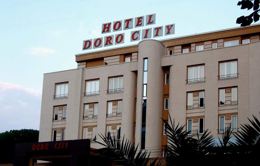 Hotel Doro City Tirana Kültér fotó