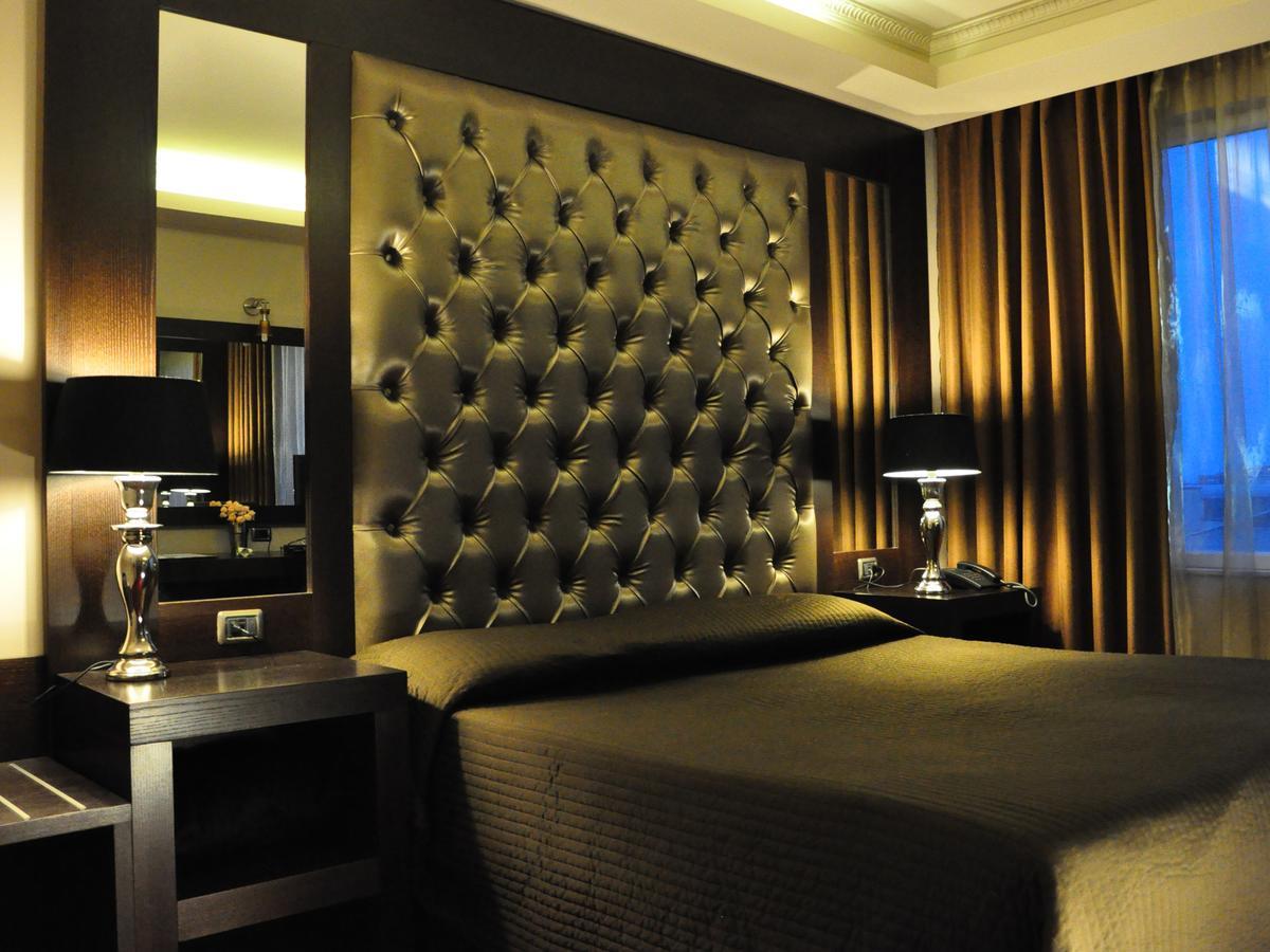Hotel Doro City Tirana Kültér fotó