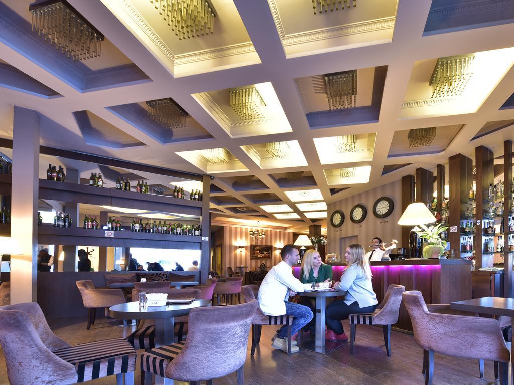 Hotel Doro City Tirana Kültér fotó