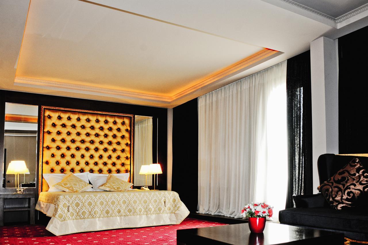 Hotel Doro City Tirana Kültér fotó
